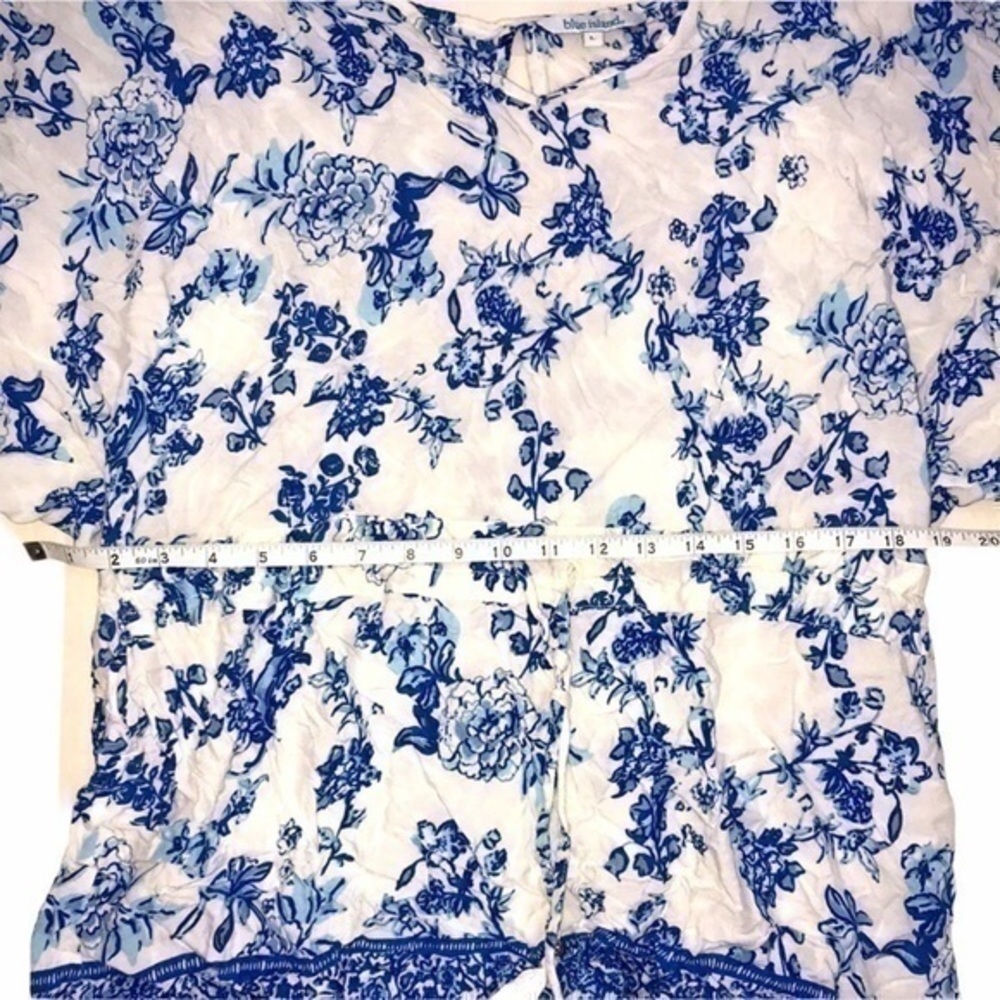 Blue Island Floral Blouse - Picture 4 of 8